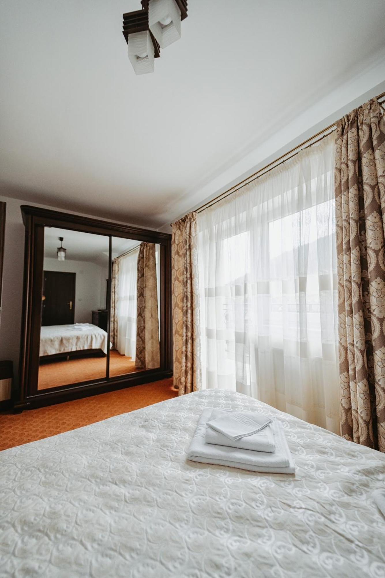 Complex Turistic Constantin Bucovina Hotel Campulung Moldovenesc Luaran gambar