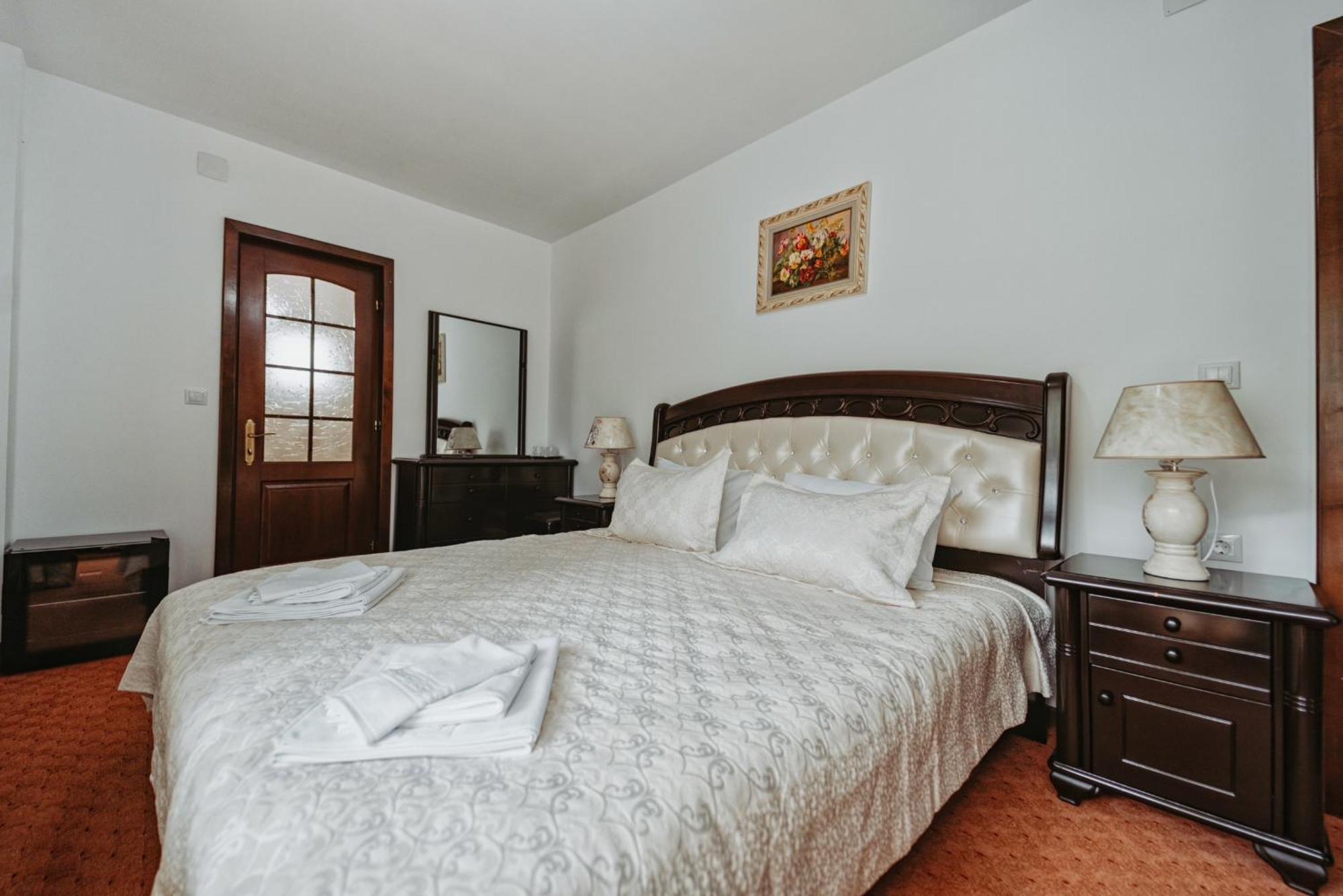 Complex Turistic Constantin Bucovina Hotel Campulung Moldovenesc Luaran gambar