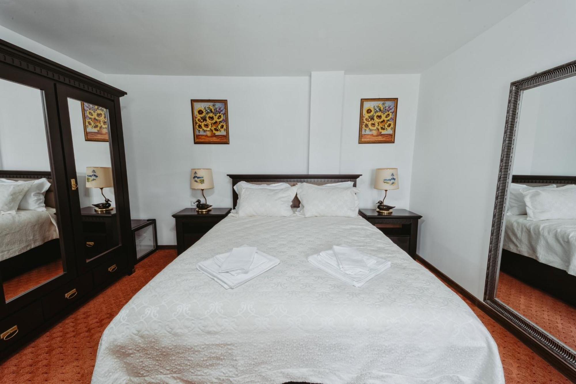 Complex Turistic Constantin Bucovina Hotel Campulung Moldovenesc Luaran gambar