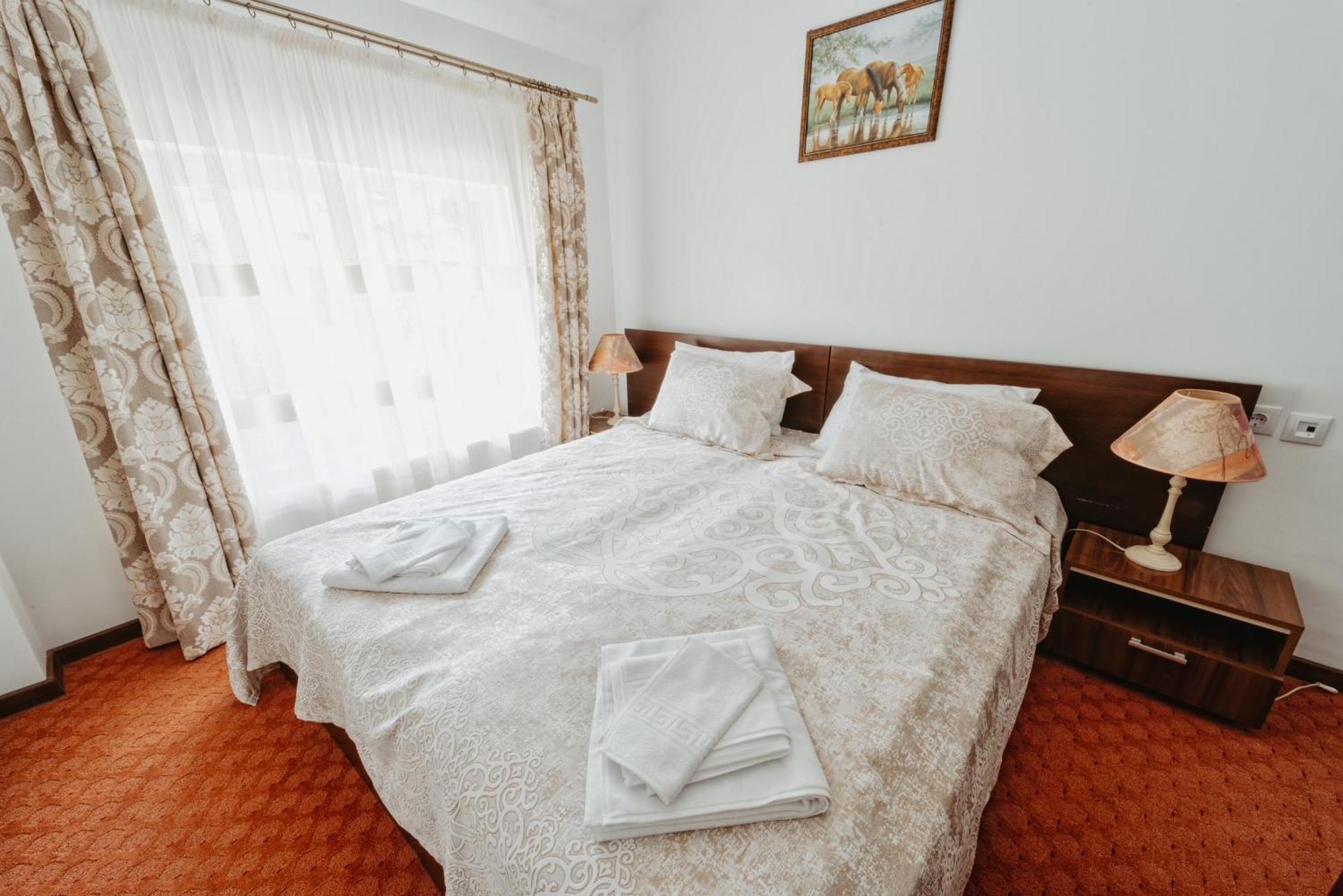 Complex Turistic Constantin Bucovina Hotel Campulung Moldovenesc Luaran gambar